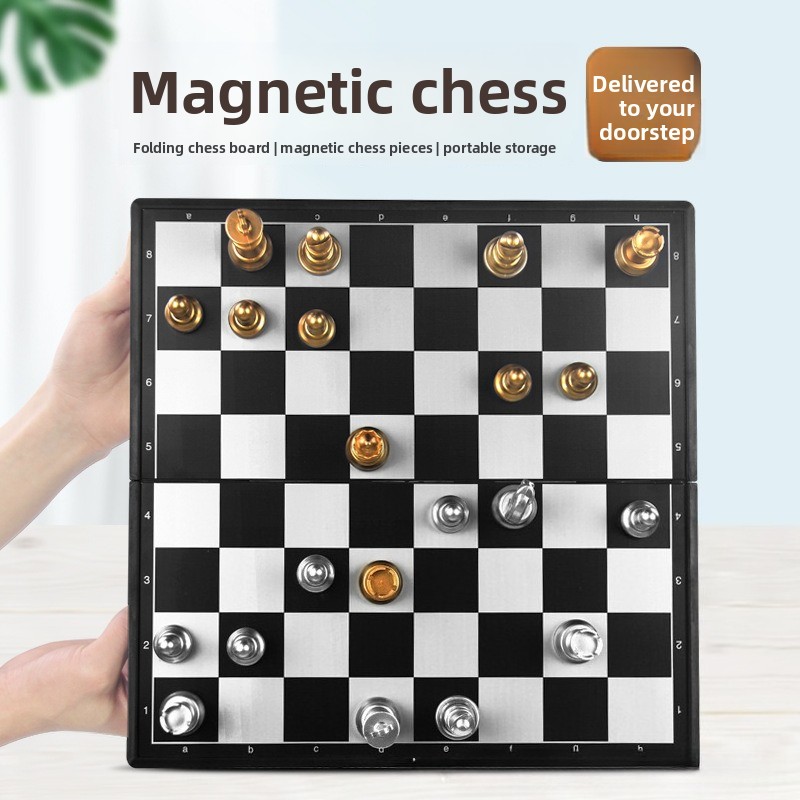 Book Party Games - Jeu d'échecs magnétique or et argent,